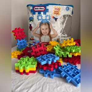 Little Tykes Vibrant Waffle Blocks Set